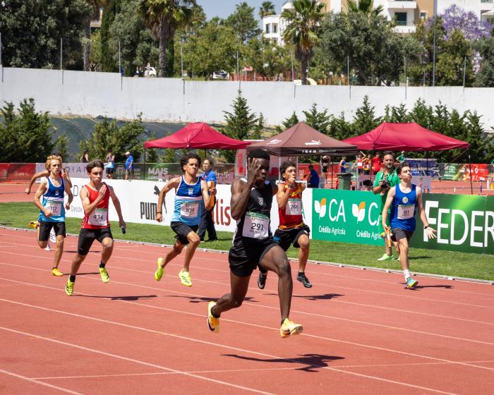 ALBUFEIRA CELEBROU O ATLETISMO DE  FORMAÇÃO COM O 43.º OLÍMPICO JOVEM
