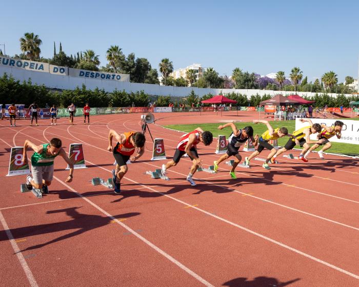 ALBUFEIRA CELEBROU O ATLETISMO DE  FORMAÇÃO COM O 43.º OLÍMPICO JOVEM
