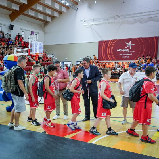 ALBUFEIRA ACOLHEU DIA NACIONAL DO MINI BASQUETE COM CERCA DE 450 JOVENS ATLETAS
