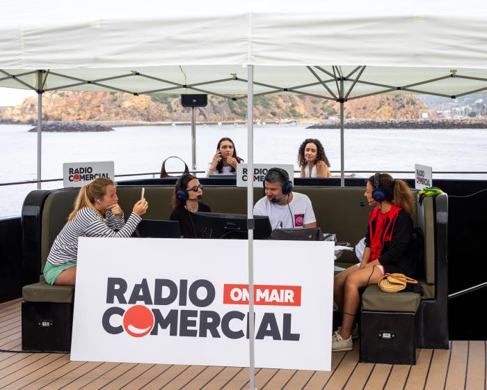 Rádio Comercial, transmitida em direto a partir do mar