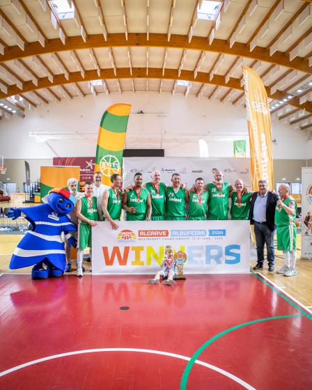 Esba maxibasket voltou a colocar albufeira  No mapa europeu de basquetebol veterano