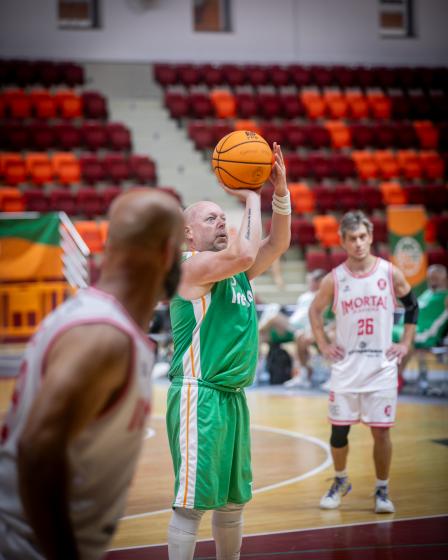 Esba maxibasket voltou a colocar albufeira  No mapa europeu de basquetebol veterano