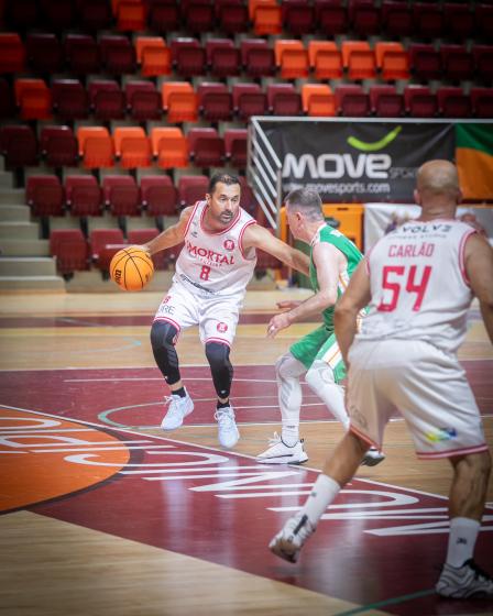 Esba maxibasket voltou a colocar albufeira  No mapa europeu de basquetebol veterano