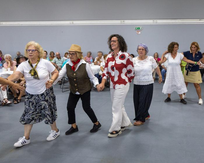 Clube avô encerra ano de atividades com festa