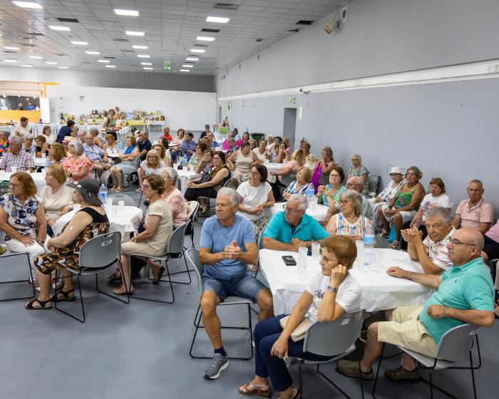 Clube avô encerra ano de atividades com festa