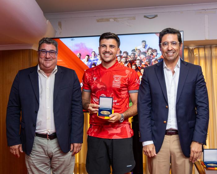CÂMARA MUNICIPAL DE ALBUFEIRA  CONGRATULA IMORTAL DESPORTIVO CLUBE