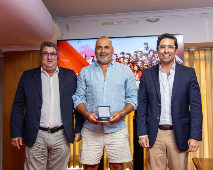 CÂMARA MUNICIPAL DE ALBUFEIRA  CONGRATULA IMORTAL DESPORTIVO CLUBE
