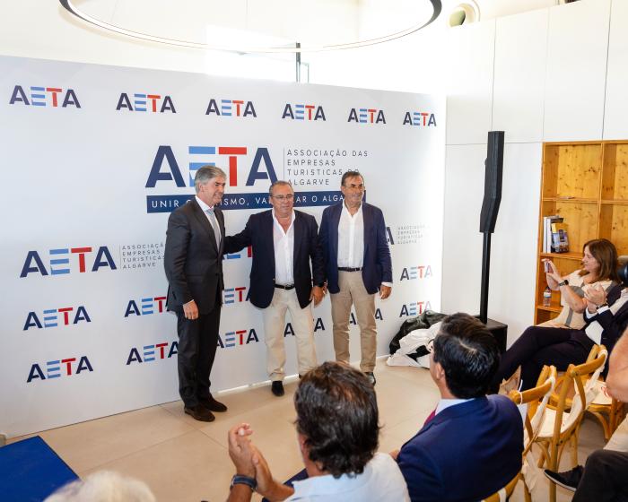 AHISA E AHETA FUNDEM-SE NUMA ÚNICA ASSOCIAÇÃO