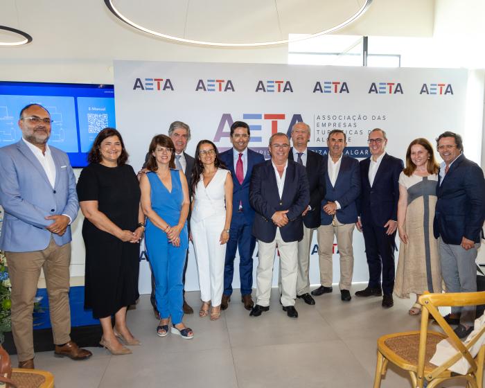 AHISA E AHETA FUNDEM-SE NUMA ÚNICA ASSOCIAÇÃO