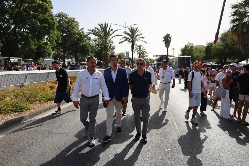 Chegada a Albufeira da 2.ª etapa da Volta a Portugal em bicicleta