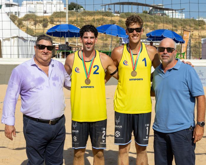 ALBUFEIRA COROOU  CAMPEÕES NACIONAIS DE VOLEIBOL DE PRAIA