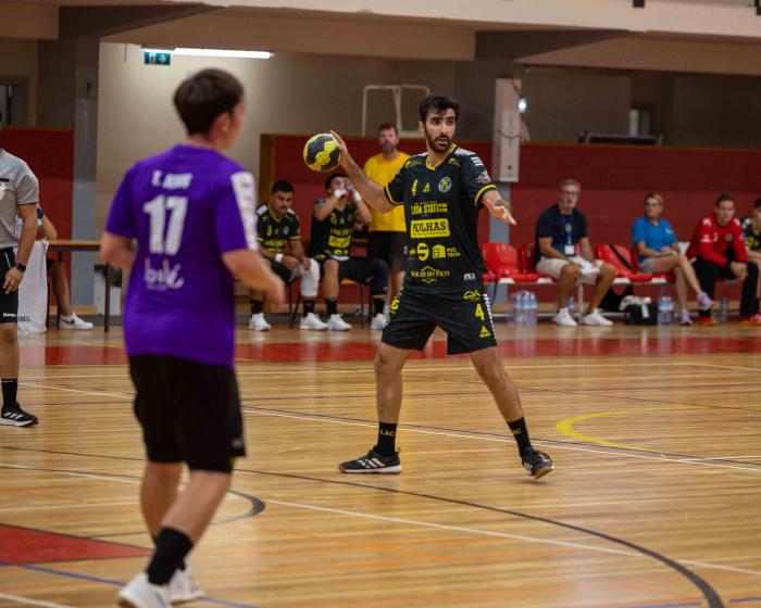 Lagoa Académico Clube conquista Supertaça de Andebol em Albufeira - ampliar imagem ou passar à próxima
