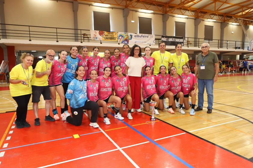 Albufeira recebeu supertaças de andebol do Algarve - ampliar imagem ou passar à próxima