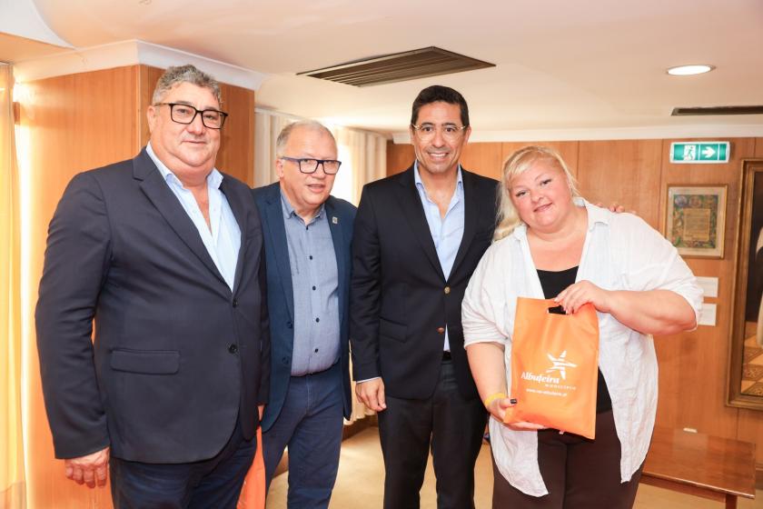 receção aos participantes do projeto Erasmus+ - ampliar imagem ou passar à próxima