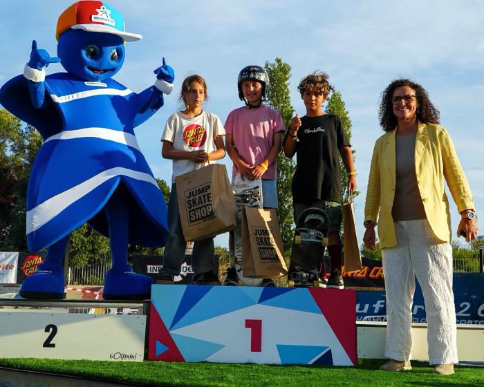 ALBUFEIRA SKATE CHALLENGE  ESTREOU NOVOS DESAFIOS NAS RUAS DA CIDADE - ampliar imagem ou passar à próxima