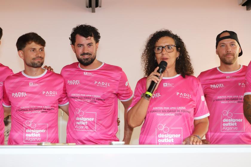 PADEL SOLIDÁRIO EM ALBUFEIRA - ampliar imagem ou passar à próxima