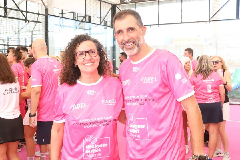 PADEL SOLIDÁRIO EM ALBUFEIRA - ampliar imagem ou passar à próxima