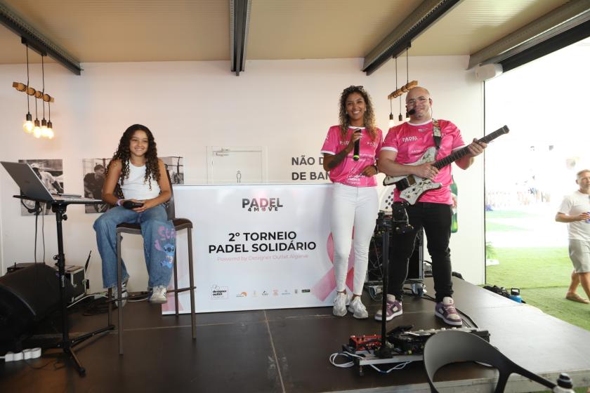 PADEL SOLIDÁRIO EM ALBUFEIRA - ampliar imagem ou passar à próxima