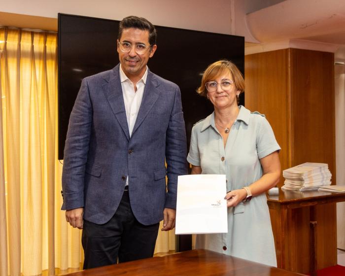 CÂMARA MUNICIPAL DE ALBUFEIRA  REFORÇA APOIO À FORMAÇÃO DESPORTIVA - ampliar imagem ou passar à próxima