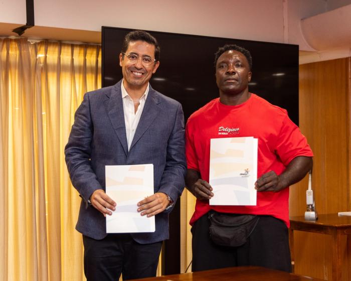 CÂMARA MUNICIPAL DE ALBUFEIRA  REFORÇA APOIO À FORMAÇÃO DESPORTIVA - ampliar imagem ou passar à próxima