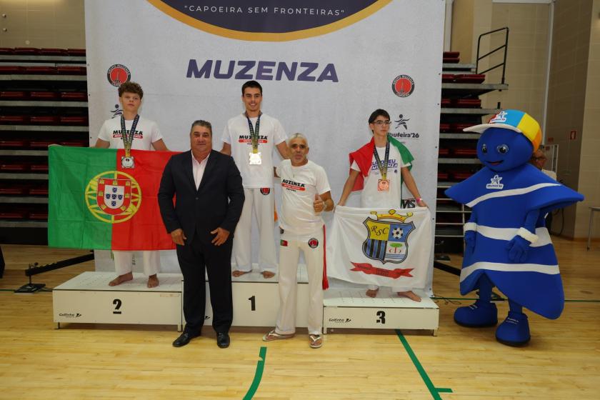 Campeonato Europeu de Capoeira - ampliar imagem ou passar à próxima