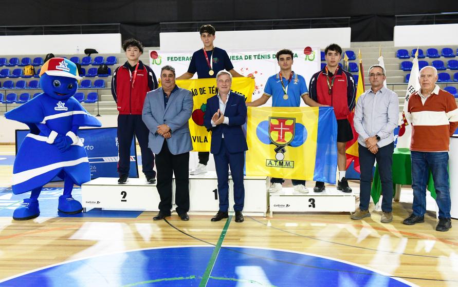 Albufeira recebe o futuro do ténis de mesa português - ampliar imagem ou passar à próxima