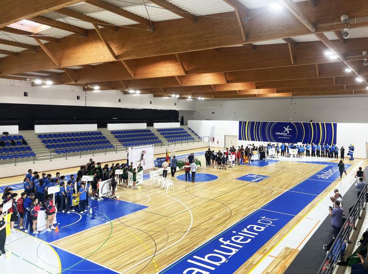 Albufeira recebe o futuro do ténis de mesa português - ampliar imagem ou passar à próxima