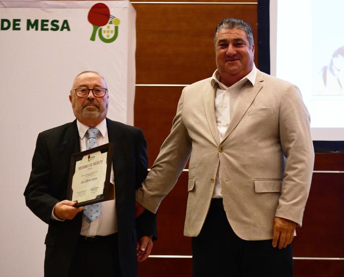 Albufeira recebe o futuro do ténis de mesa português - ampliar imagem ou passar à próxima