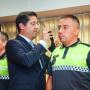 ENTREGA DIVISAS E CARTEIRAS PROFISSIONAIS A 12 AGENTES DA POLÍCIA MUNICIPAL