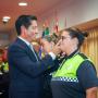 ENTREGA DIVISAS E CARTEIRAS PROFISSIONAIS A 12 AGENTES DA POLÍCIA MUNICIPAL